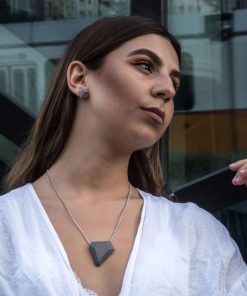 Háromszög alakú beton ékszer szett az AB Concrete Design-tól