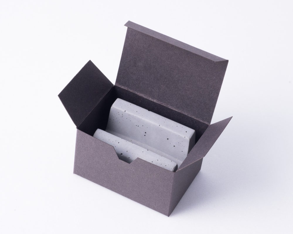 Business card holder as gift for clients in environment friendly box