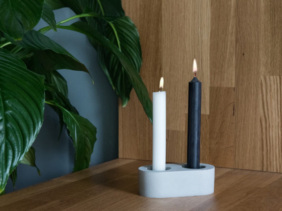 Concrete design object for duble candles or tealights
