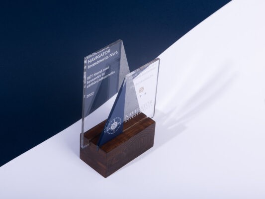 navigator investment trophy